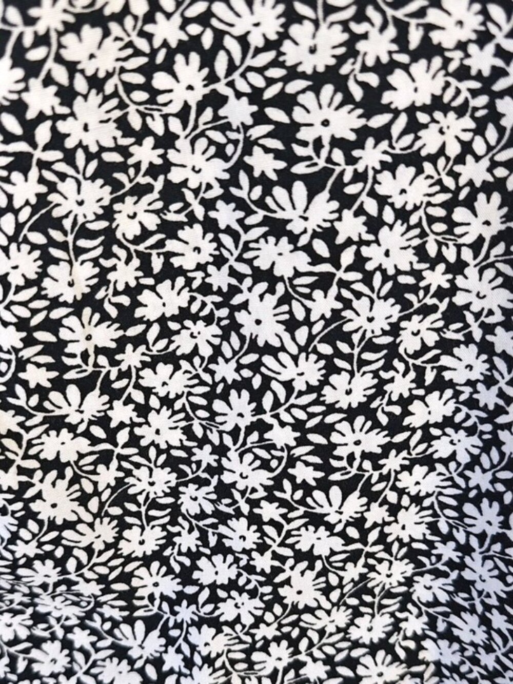 Victoria's Secret Size Large Long Cotton Pajama Set Black & White Ditsy Floral - Picture 2 of 8